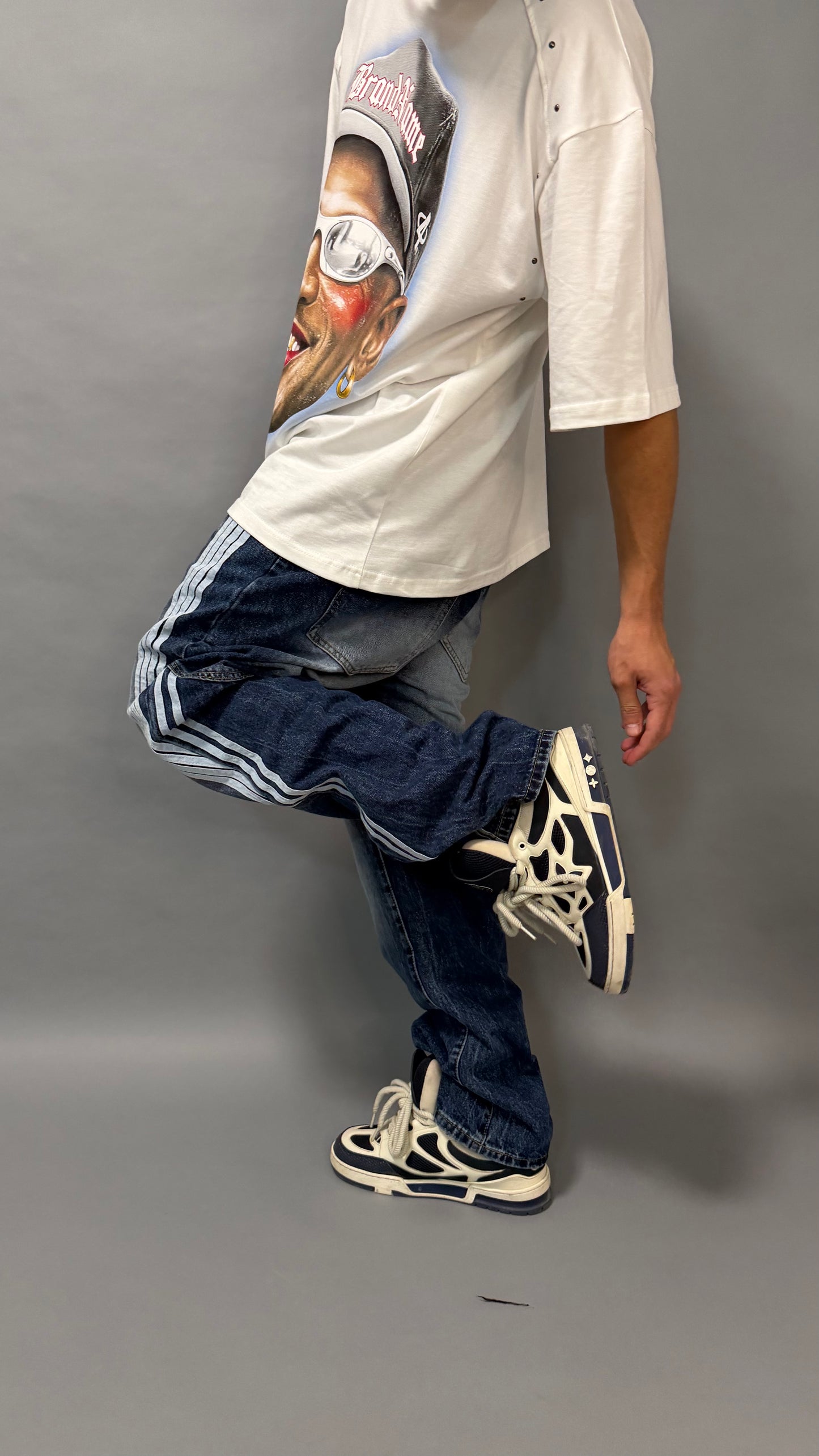 Jeans Baggy con Strisce Laterali