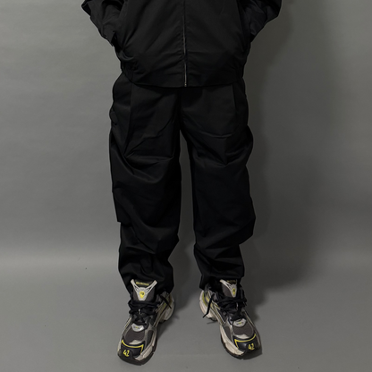 Pantaloni Oversize 002 – Nero e Marrone