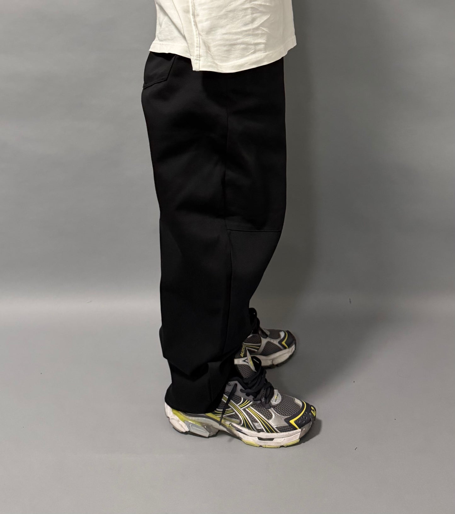 Pantaloni Balloon Fit Oversize – Marrone e Nero