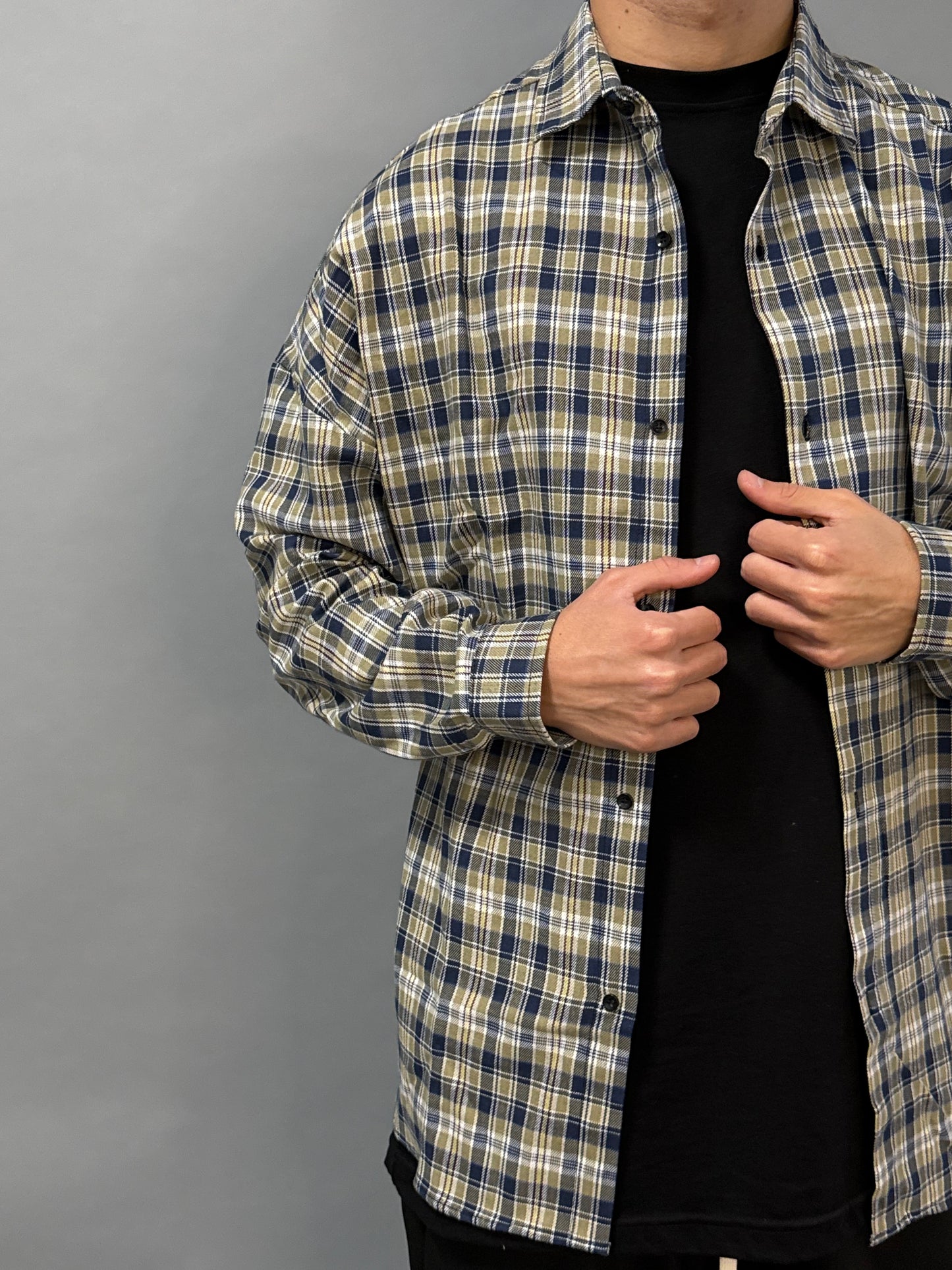 Camicia Over a Quadri