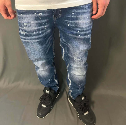 Jeans New Era – Taglio Moderno e Fit Versatile