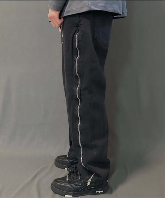 Jeans Zippato Uomo – Vestibilità Regular – Nero – Taglie S-2XL